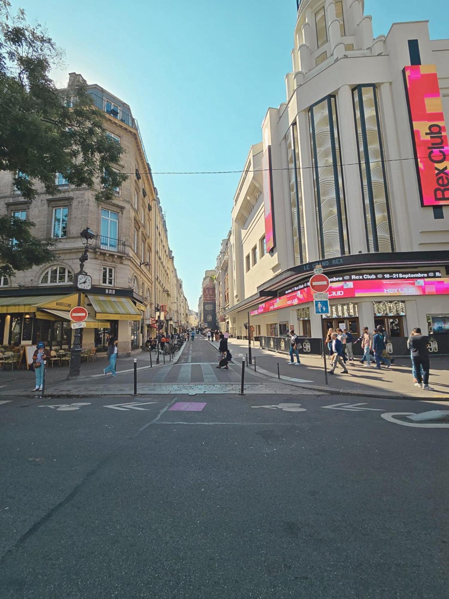 Appartement Bonne Nouvelle Париж Екстериор снимка