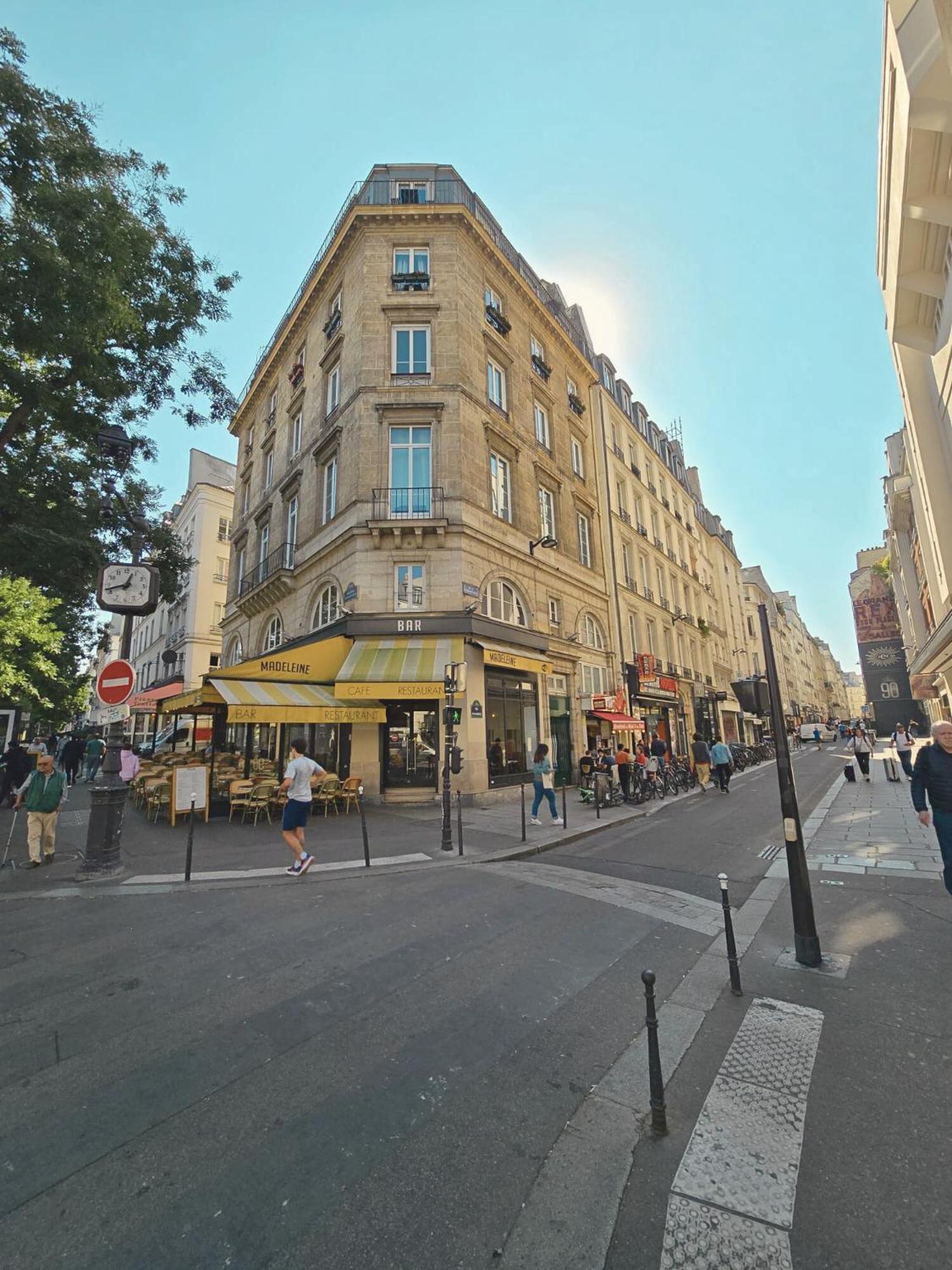 Appartement Bonne Nouvelle Париж Екстериор снимка